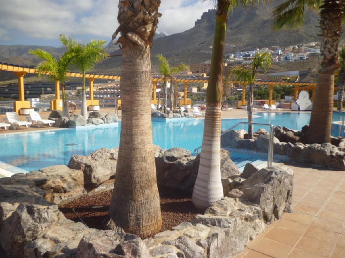 Roque Del Conde * Costa Adeje (Tenerife)